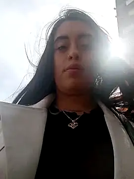 Snapshot of Freyja300 chatting on March 3, 2025, 12:05 pm Freyja300 online show from March 3, 2025, 12:05 pm