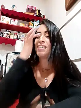 Snapshot of Freyja300 chatting on March 17, 2025, 12:25 pm Freyja300 online show from March 17, 2025, 12:25 pm