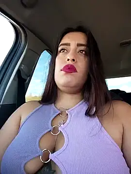 Snapshot of Freyja300 chatting on October 22, 2025, 12:38 pm Freyja300 online show from October 22, 2025, 12:38 pm