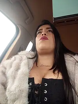 Snapshot of Freyja300 chatting on February 4, 2026, 9:37 am Freyja300 online show from February 4, 2026, 9:37 am