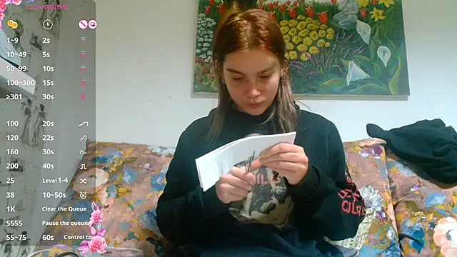 Sophie Bell online show from December 20, 2024, 8:12 pm