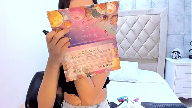 MelodyBliss online show from November 20, 2025, 9:03 pm