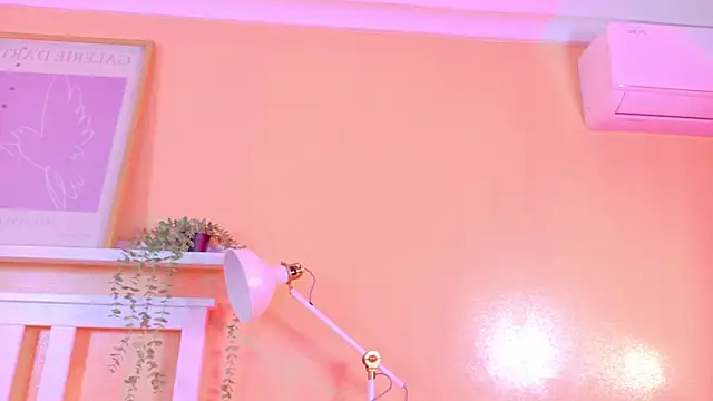 KendalMilleer online show from March 26, 2026, 10:21 am