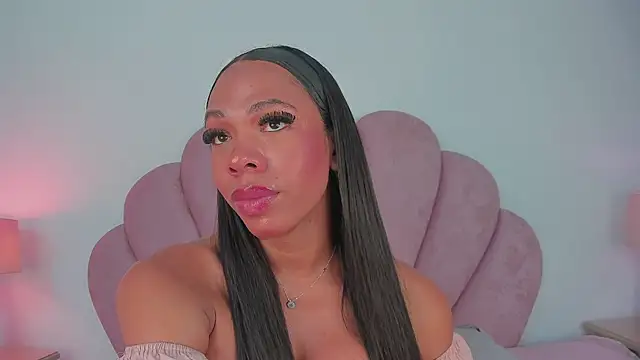 Nicole Paradise online show from December 24, 2024, 12:55 pm