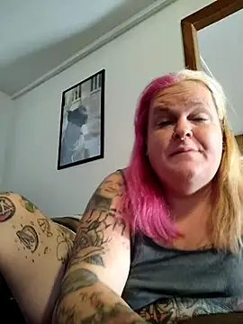 Trans Girl next door420 online show from January 6, 2025, 6:31 pm