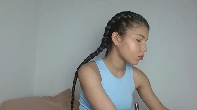 SophiaMeyerst online show from February 13, 2025, 5:44 pm