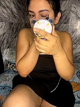 Cumming Tiffani online show from December 5, 2025, 12:36 pm