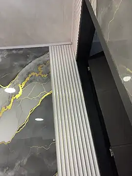 emma  cute   online show from November 7, 2025, 11:10 am