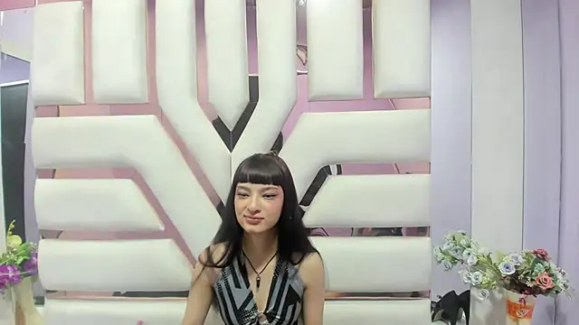 Aurora 18 online show from December 9, 2024, 2:17 pm