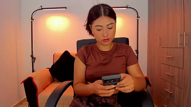 cloy baby   online show from November 21, 2025, 10:47 am