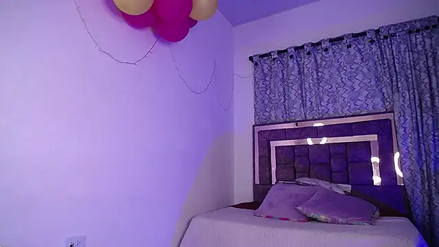 alejandrafitt online show from February 19, 2025, 11:14 pm