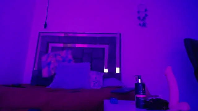 alejandrafitt online show from March 13, 2025, 8:00 pm