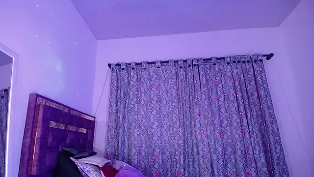 alejandrafitt online show from March 28, 2026, 1:05 am