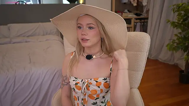 LexieLoree online show from March 2, 2026, 3:09 am