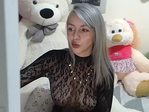 MOLLY4444 online show from February 11, 2026, 12:15 am