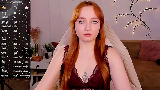 Snapshot of Emma_Chery chatting on January 14, 2025, 8:41 am Emma Chery online show from January 14, 2025, 8:41 am