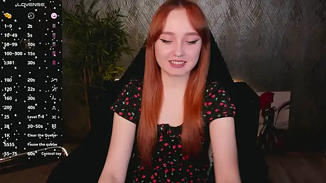 Snapshot of Emma_Chery chatting on January 19, 2025, 1:44 pm Emma Chery online show from January 19, 2025, 1:44 pm