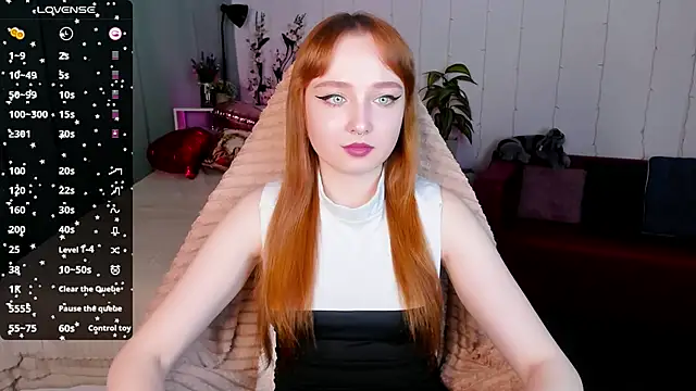 Snapshot of Emma_Chery chatting on February 13, 2025, 8:48 am Emma Chery online show from February 13, 2025, 8:48 am