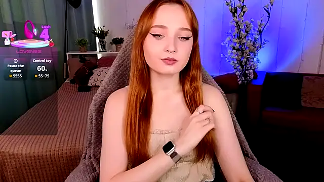 Snapshot of Emma_Chery chatting on September 25, 2025, 5:44 am Emma Chery online show from September 25, 2025, 5:44 am