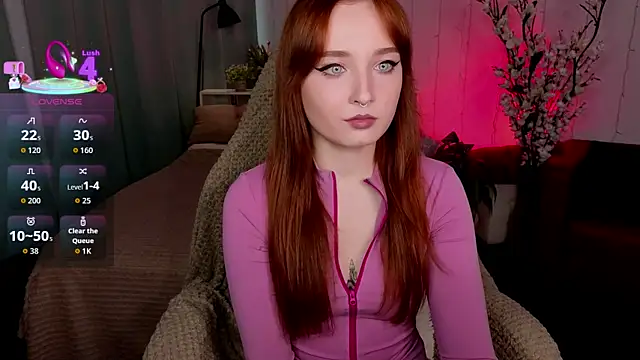 Snapshot of Emma_Chery chatting on October 12, 2025, 1:43 pm Emma Chery online show from October 12, 2025, 1:43 pm