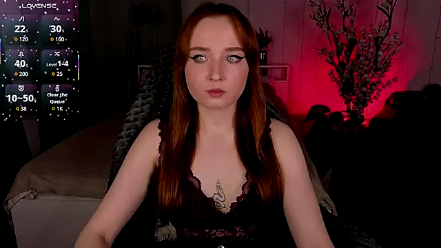 Snapshot of Emma_Chery chatting on November 11, 2025, 5:40 am Emma Chery online show from November 11, 2025, 5:40 am