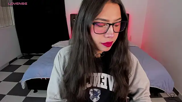 paula kawaiifu  online show from January 22, 2025, 2:14 pm