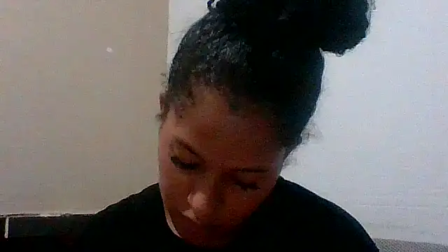 Kitra New online show from October 30, 2025, 7:54 am