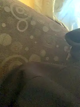 Snapshot of DManL chatting on November 19, 2025, 4:12 am DManL online show from November 19, 2025, 4:12 am