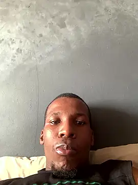 Snapshot of DManL chatting on January 8, 2026, 6:26 am DManL online show from January 8, 2026, 6:26 am