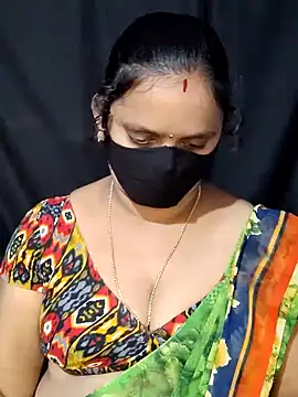 vintage-vibs online show from February 1, 2025, 6:19 pm