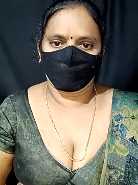 vintage-vibs online show from March 9, 2025, 10:41 pm