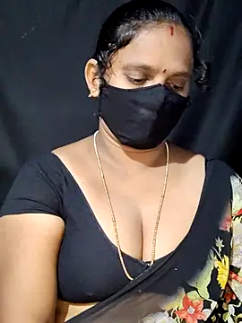 vintage-vibs online show from September 23, 2025, 4:48 am