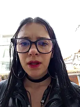 Isabella 21x online show from October 22, 2025, 3:12 pm