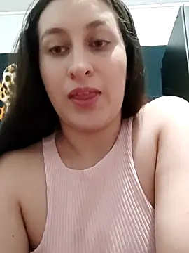 dulccemaria24 online show from March 7, 2025, 12:04 am