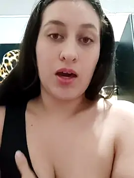 dulccemaria24 online show from March 18, 2025, 2:15 am