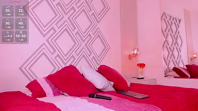 Snapshot of _CurlyGirl_ chatting on February 5, 2025, 8:14 pm CurlyGirl online show from February 5, 2025, 8:14 pm