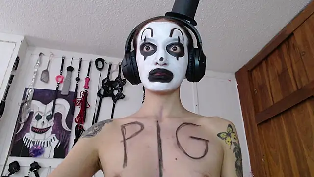 Eloise-brown online show from January 5, 2025, 8:10 pm