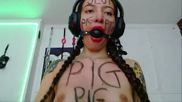 Eloise-brown online show from January 24, 2025, 12:42 am