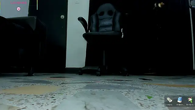 roxanne jones1 online show from March 21, 2025, 10:39 pm