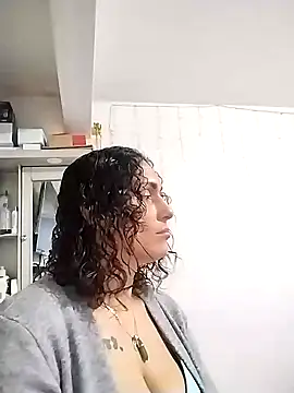 Corina hot online show from January 27, 2025, 10:16 pm