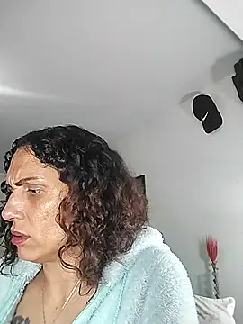 Corina hot online show from March 21, 2025, 8:08 pm