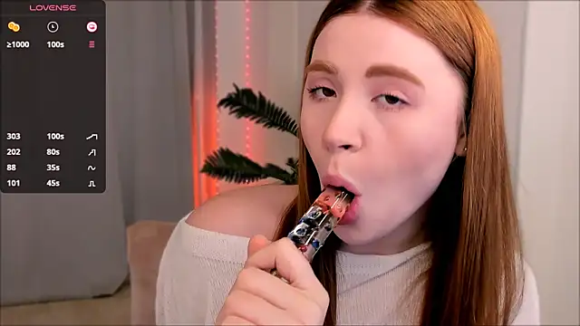 Freckle Diyana online show from January 25, 2025, 9:25 pm