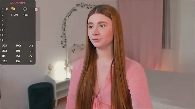 Freckle Diyana online show from February 12, 2025, 3:49 pm