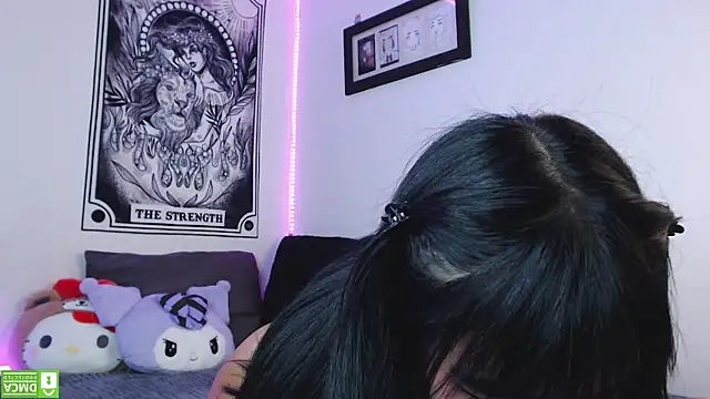 babycat4  online show from December 9, 2024, 12:34 am