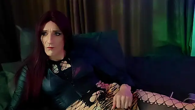 LuvNuk online show from December 3, 2024, 11:02 pm