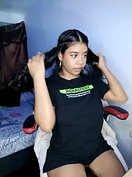 Snapshot of Fanny_Klean chatting on September 22, 2025, 6:15 am Fanny Klean online show from September 22, 2025, 6:15 am