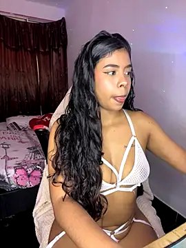 Snapshot of Fanny_Klean chatting on October 16, 2025, 4:46 am Fanny Klean online show from October 16, 2025, 4:46 am