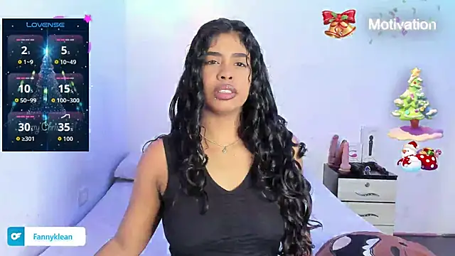 Snapshot of Fanny_Klean chatting on December 4, 2025, 4:44 am Fanny Klean online show from December 4, 2025, 4:44 am
