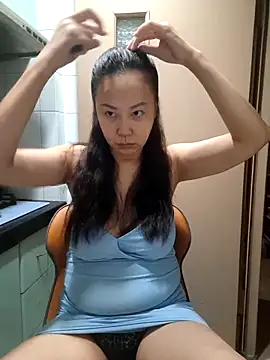 LenaShow online show from February 11, 2026, 9:42 pm