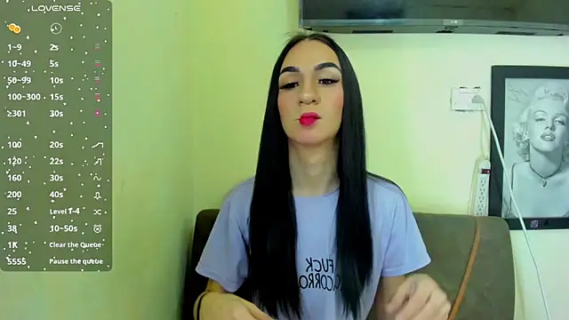 Mia thompson 19 online show from December 25, 2024, 12:48 am